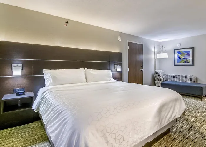 Holiday Inn Express & Suites Longview North By Ihg